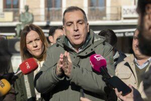 Vox pide en el Congreso modernizar las comisarías y dotar a la Policía de vehículos y uniformes «suficientes»