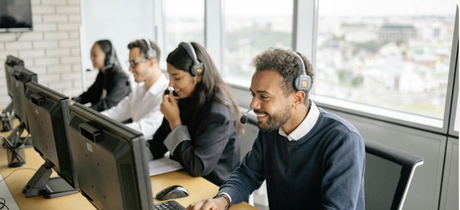 9 tendencias laborales para 2026 por Deel: un resumen de lo que deparará el futuro del trabajo