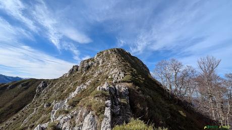 Subiendo al Cuyargayos por la cresta