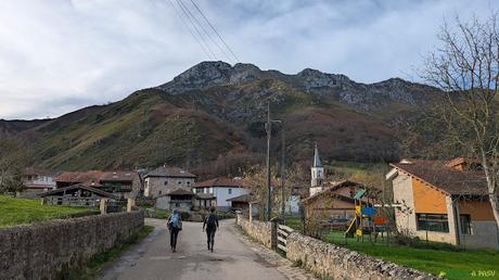 Entrando en Soto de Agues