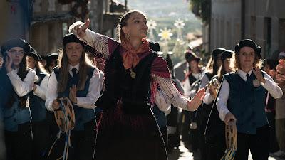 Rondallas; La comunidad como soporte humano