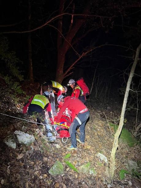 Muere un joven de 22 años en un choque entre una moto y un coche en Valencia