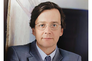 DEL MENSAJE DEL REY, TRANSICIÓN Y RETROTOPÍA