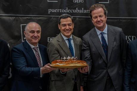 FREMM y las empresas del metal de Cartagena recogen regalos para los los menores hospitalizados en Santa Lucía