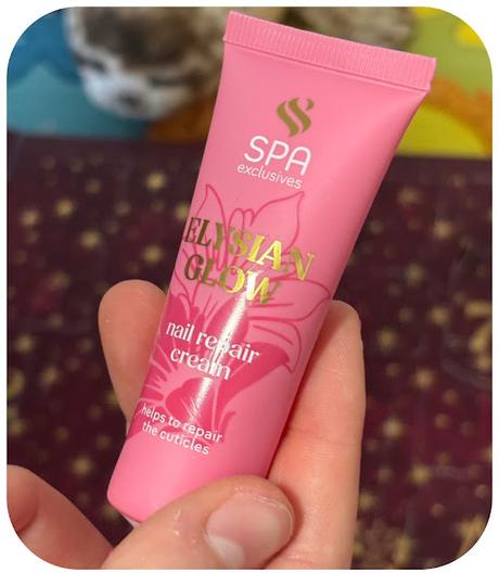 Crema reparadora de uĂąas Action