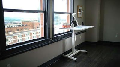 Caminar mientras se trabaja ¿Valen la pena esos pasos adicionales? Caminar mientras se trabaja ¿Valen la pena esos pasos adicionales?