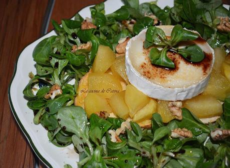 Ensalada de canónigos y queso de cabra