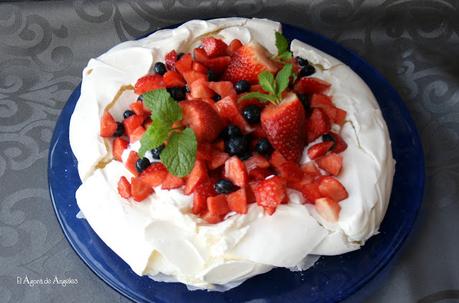 TARTA PAVLOVA