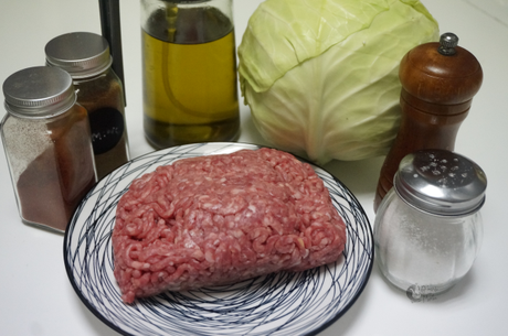 Salteado de repollo con carne Salteado de repollo con carne