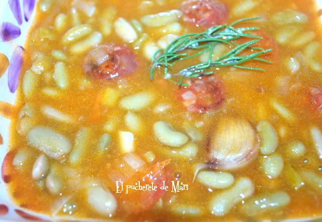 POTAJE DE ALUBIAS VERDINAS EN CALDO DE POLLO