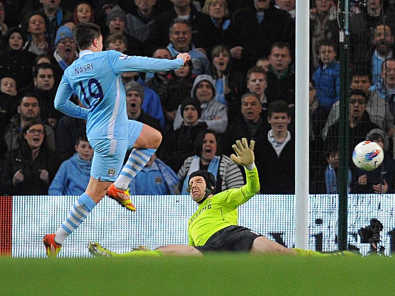 El Apache lanza una flecha por el título!