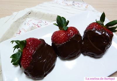 Fresones rebeldes con chocolate Fresones rebeldes con chocolate