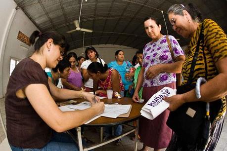 Mujer en guaraní se dice revolución