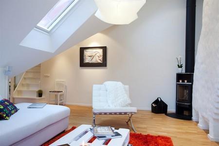 walk in closet vigas vistas sillas kartell silla barcelona blanco pisos con vistas a tejados inspiración estilo nórdico diseño escandinavo diseño de interiores diseño de dúplex decoración muebles de ikea decoración estilo nórdico decoración en blanco decoración de interiores decoración ático dúplex cocina blanca glosy 