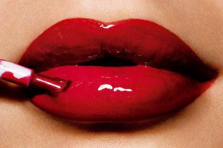 ((Dummies Red Alert de red lips))