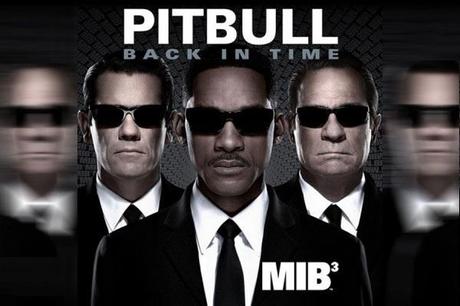 Al loro con el tema de Pitbull para Men in Black III Al loro con el tema de Pitbull para Men in Black III
