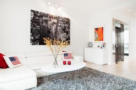 El ascensor hasta casa pisos con ascensor hasta la puerta de casa muebles de diseño mesas fritz hansen lexingon cojines estilo nórdico estilo moderno estilo escandinavo diseño de interiores decoración pisos diáfanos decoración en blanco decoración de interiores diáfanos decoración de interiores calidades de lujo en decoración ascensores privados en edificios