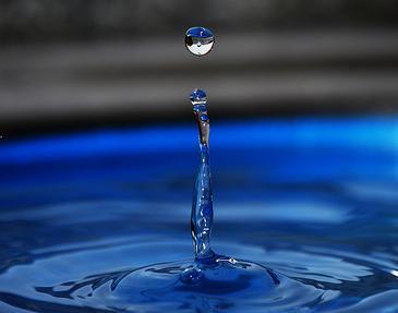 Crean la primera molécula artificial que descompone el agua tan rápido como la naturaleza