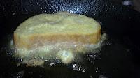 Torrijas rellenas de cabello de angel
