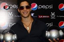 Chino y Nacho Siguen Cosechando Exitos Esta Vez Arrasan en los Premios Pepsi Music
