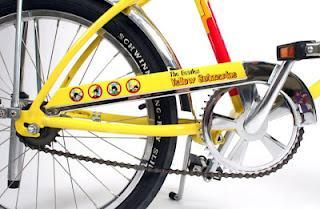 THE BEATLES:  Submarinos y Bicicletas