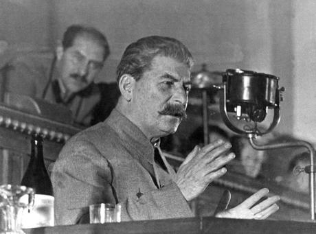 STALIN Y LA MUERTE