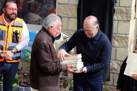 Ciudadanía impulsa donación de libros para Biblioteca de la Basura