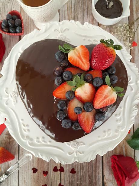 Corazón de Chocolate y frutos rojos