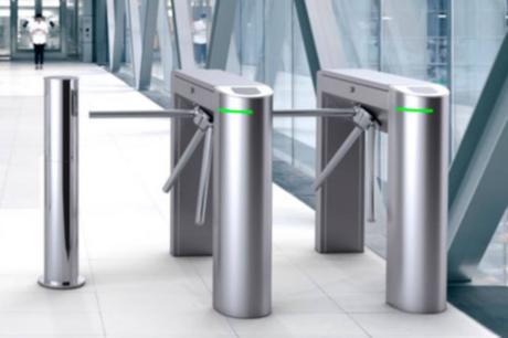 ASSA ABLOY, experta en soluciones de accesos automáticos para recintos deportivos